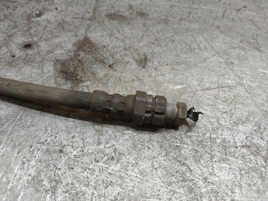 Трубка тормозная 2CW9GW Skoda Fabia купить