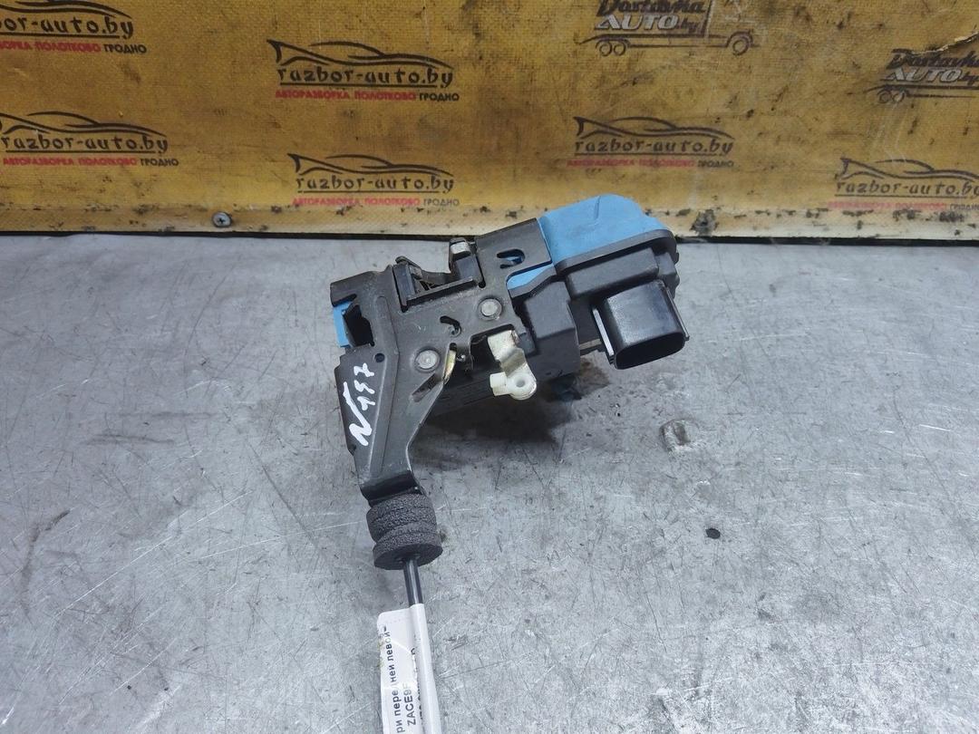 Замок двери передней левой ZACE9F Volvo V70 купить на авторазборке