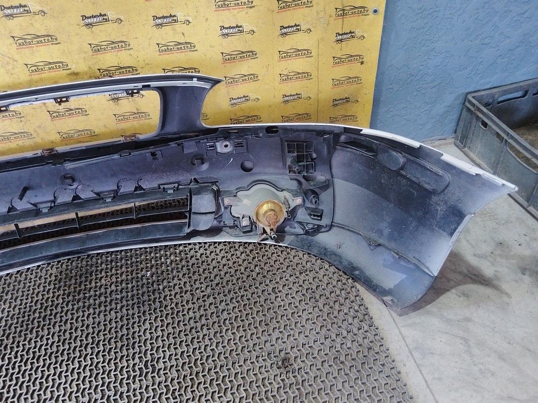 Бампер передний AT8ZWF Volvo V70 undefined