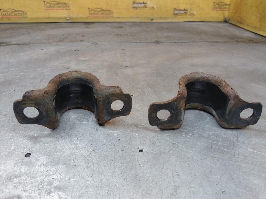 Крепление втулки стабилизатора 7ETUK6 Volvo XC70 купить