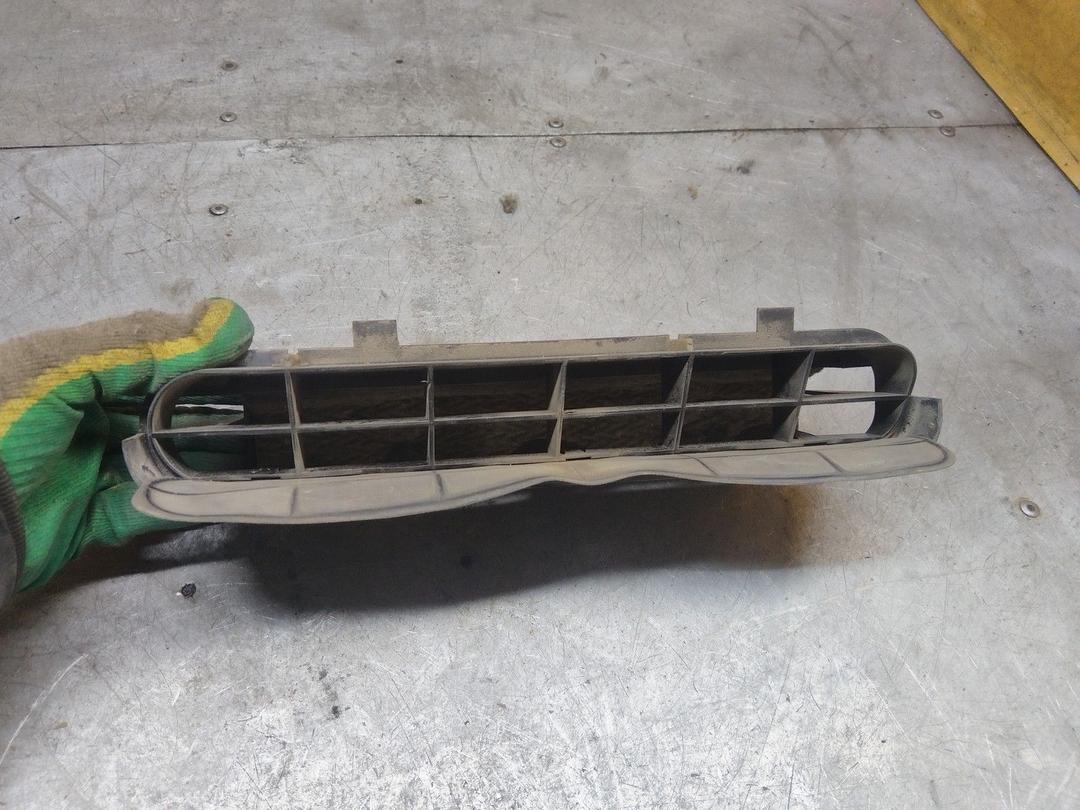 Решетка вентиляции кузова Q72AL2 Citroen C4 - Фото 3