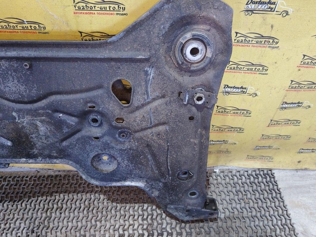 Балка подвески передняя (подрамник) 32E5OV Renault Espace undefined