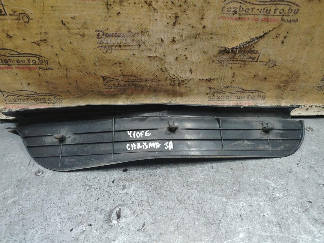 Накладка на порог внутренняя задняя левая 10YLGO Mitsubishi Carisma - Фото 3