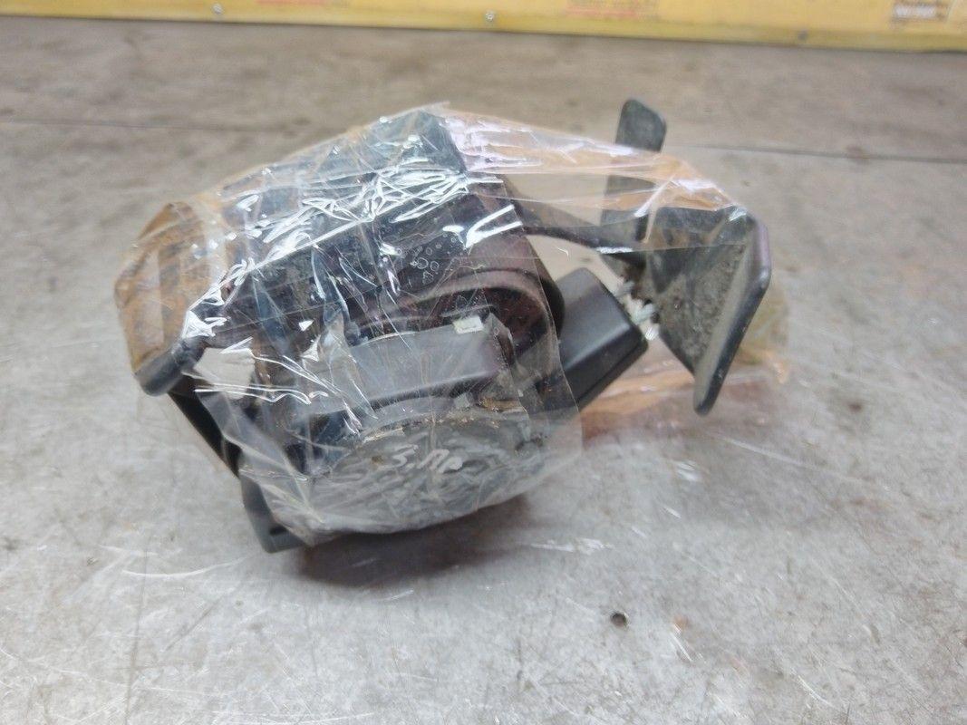 Ремень безопасности задний правый 549EA1 Audi A6