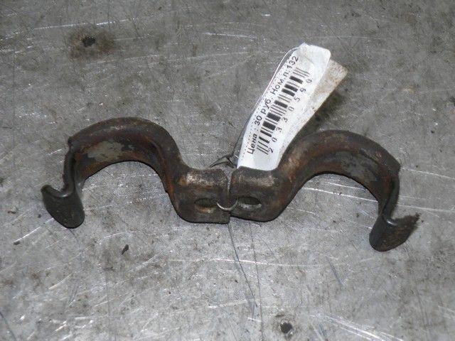 Крепление втулки стабилизатора 0LTR78 Audi A3 - Фото 2