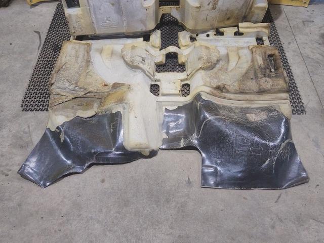 Ковер салонный 8R34IV Opel Vectra купить с доставкой. Огромный выбор салонов. У нас есть практически все.