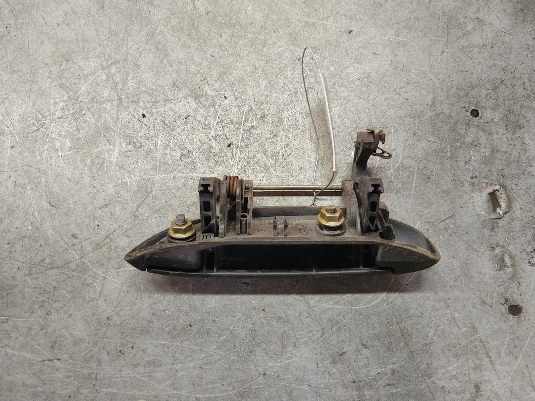 Ручка наружная передняя правая SMZE9B Renault Clio купить