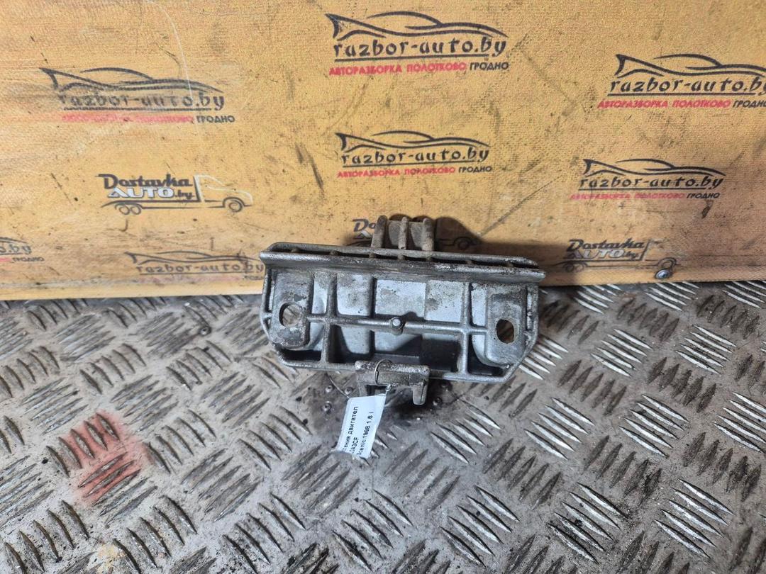 Подушка крепления двигателя L0A3CF Renault Scenic - Фото 2