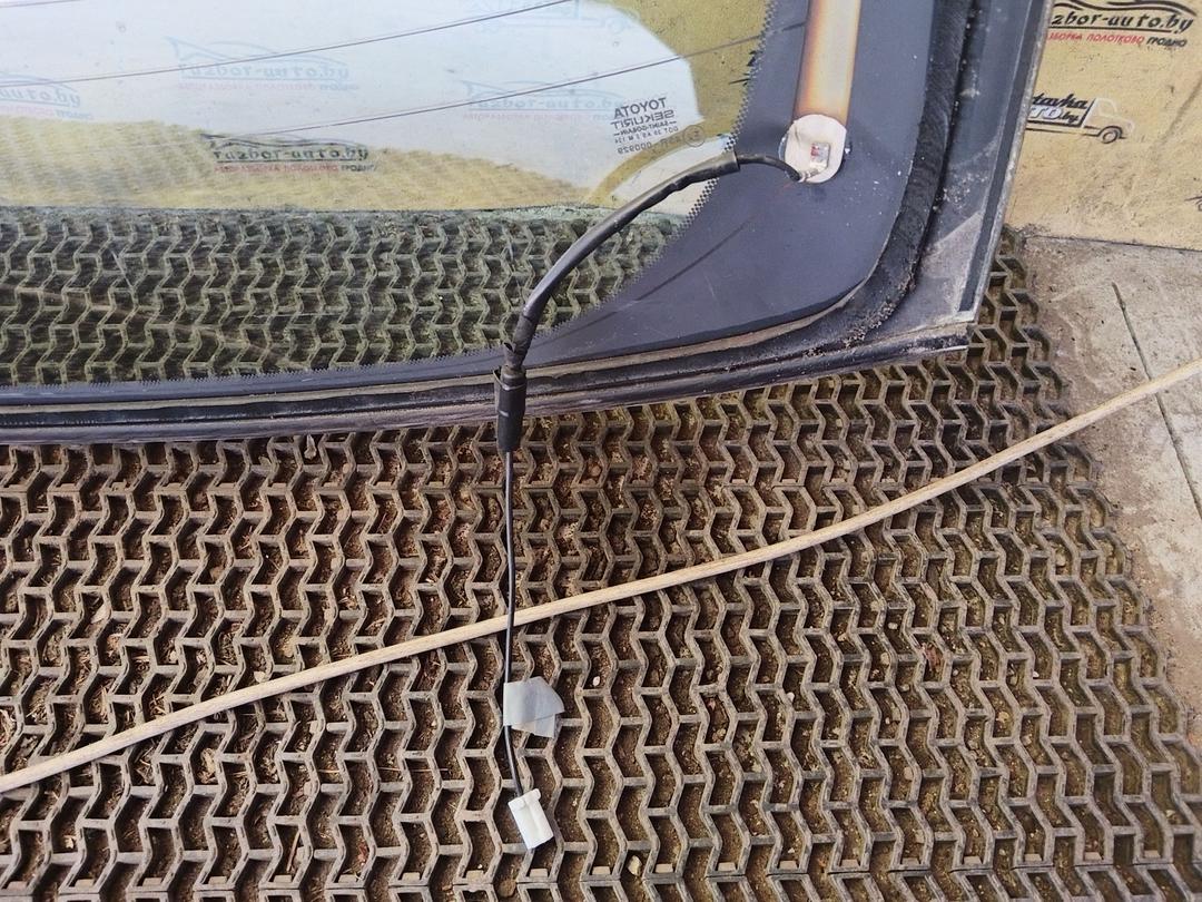 Стекло заднее CSKL52 Toyota Avensis купить на авторазборке