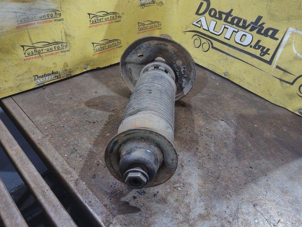 Амортизатор передний правый 0G0K1J Volkswagen Bora - Фото 6