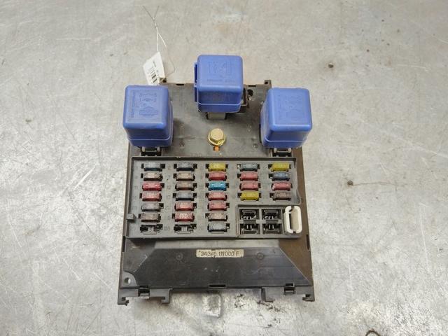 Блок предохранителей 3AKCGT Nissan Almera