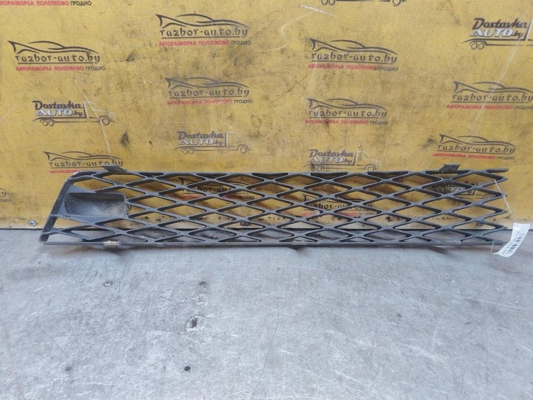 Заглушка (решетка) в бампер передний 6HF3V7 Ford Galaxy купить с доставкой