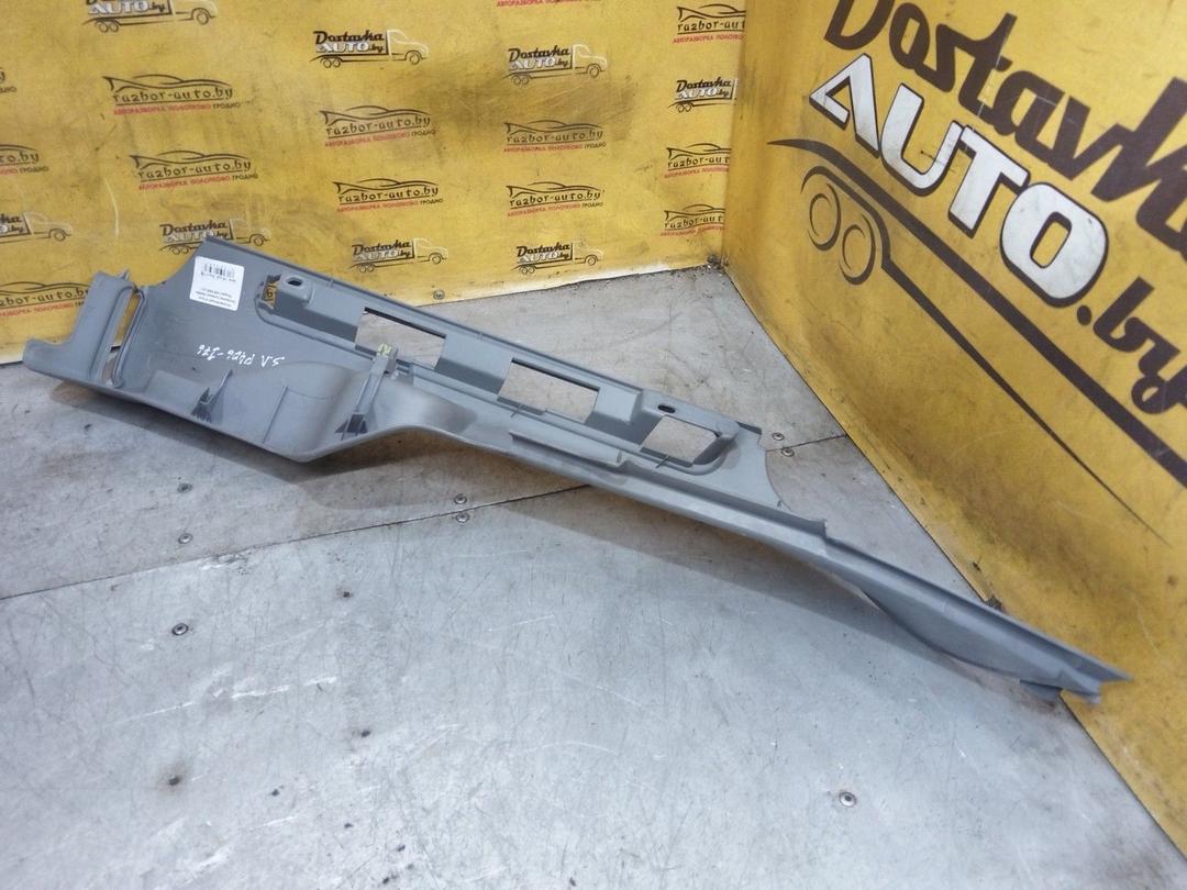 Направляющая шторки багажника (салазки) H0A5B4 Peugeot 406 - Фото 2