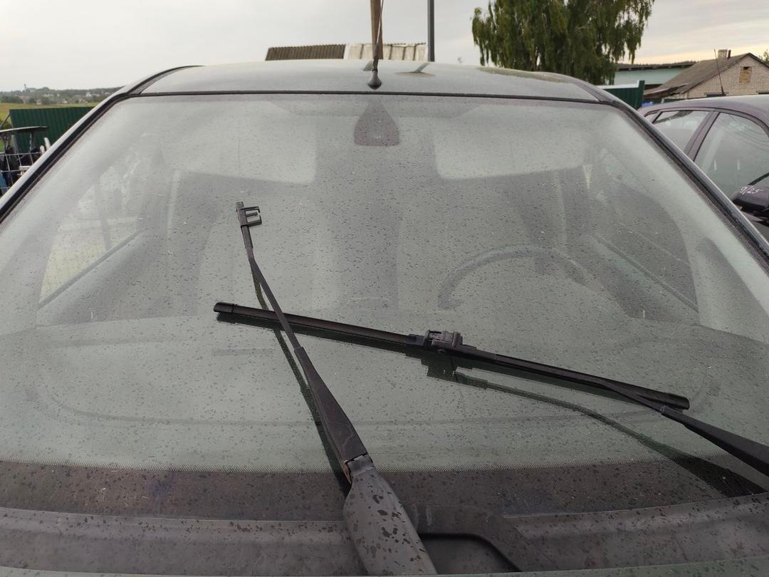 Щеткодержатель (поводок стеклоочистителя, дворник) 64TDC9 Ford C-Max