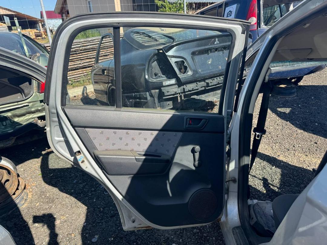 Дверь задняя левая ZJ3KR3 Hyundai Getz купить с доставкой