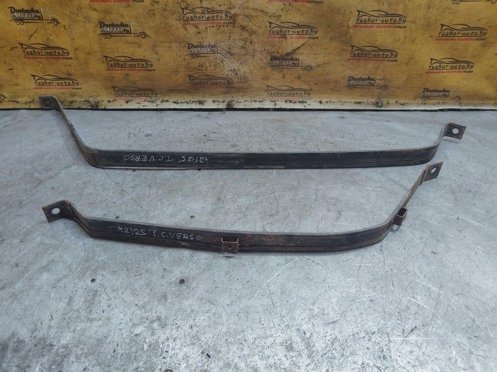 Крепление топливного бака 9DJF4I Toyota Corolla Verso - Фото 4