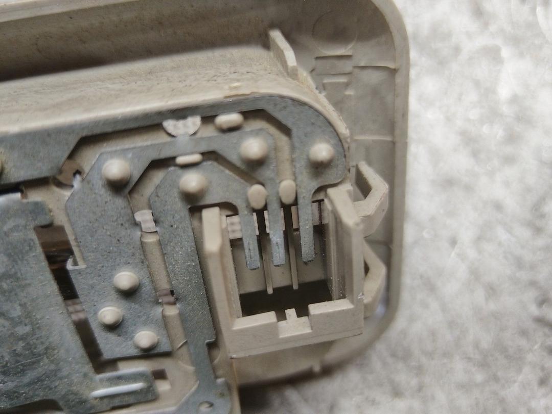 Подсветка салона UJ8EPP Alfa Romeo 147 купить на авторазборке