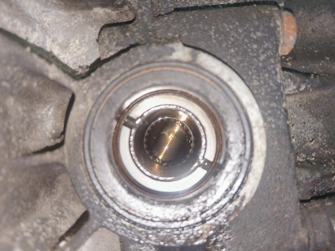 КПП механическая (МКПП) 5-ступенчатая UXBLDP Citroen Xsara Picasso - Фото 11