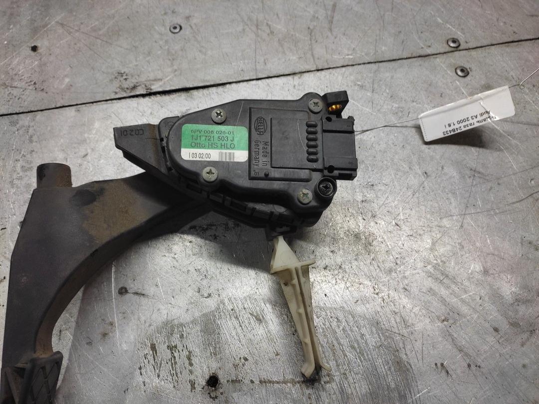 Педаль газа 24B433 Audi A3 - Фото 3