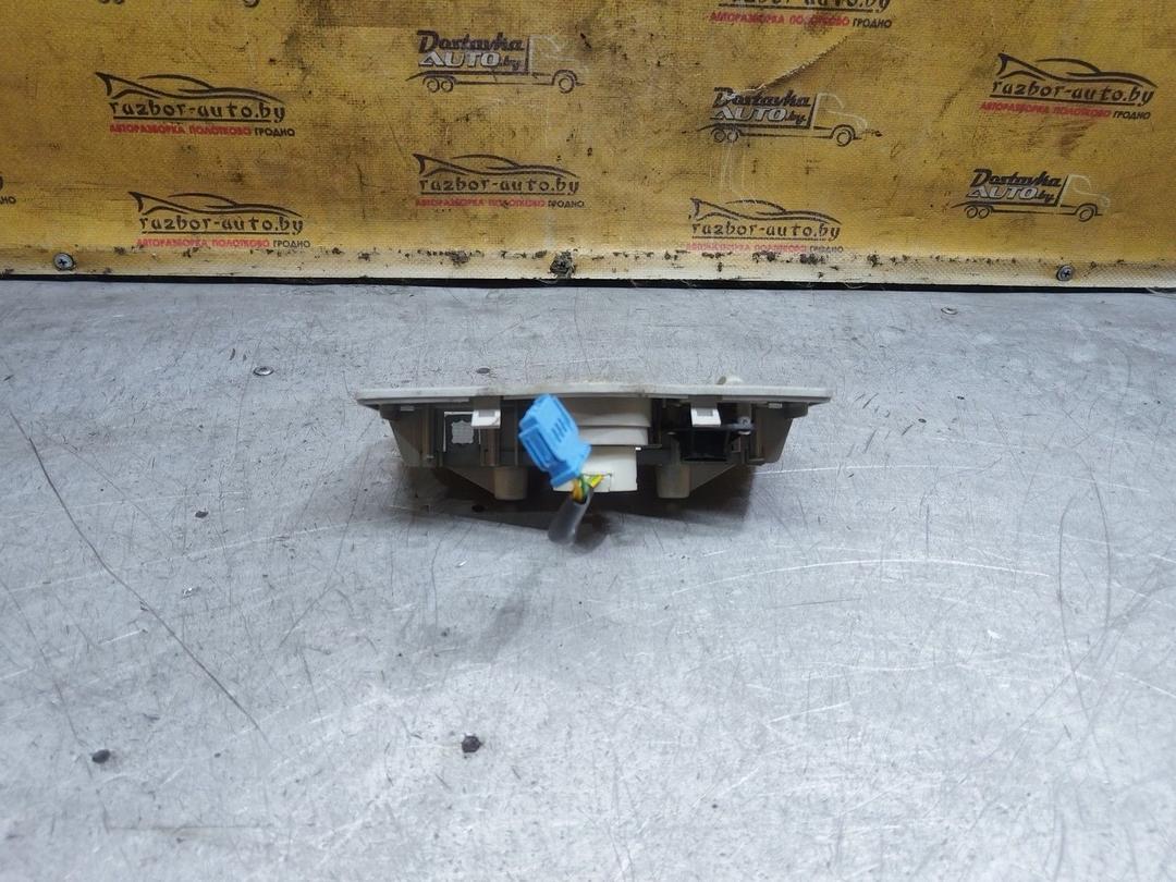 Фонарь салона (плафон) L8YLP7 Audi A4 купить