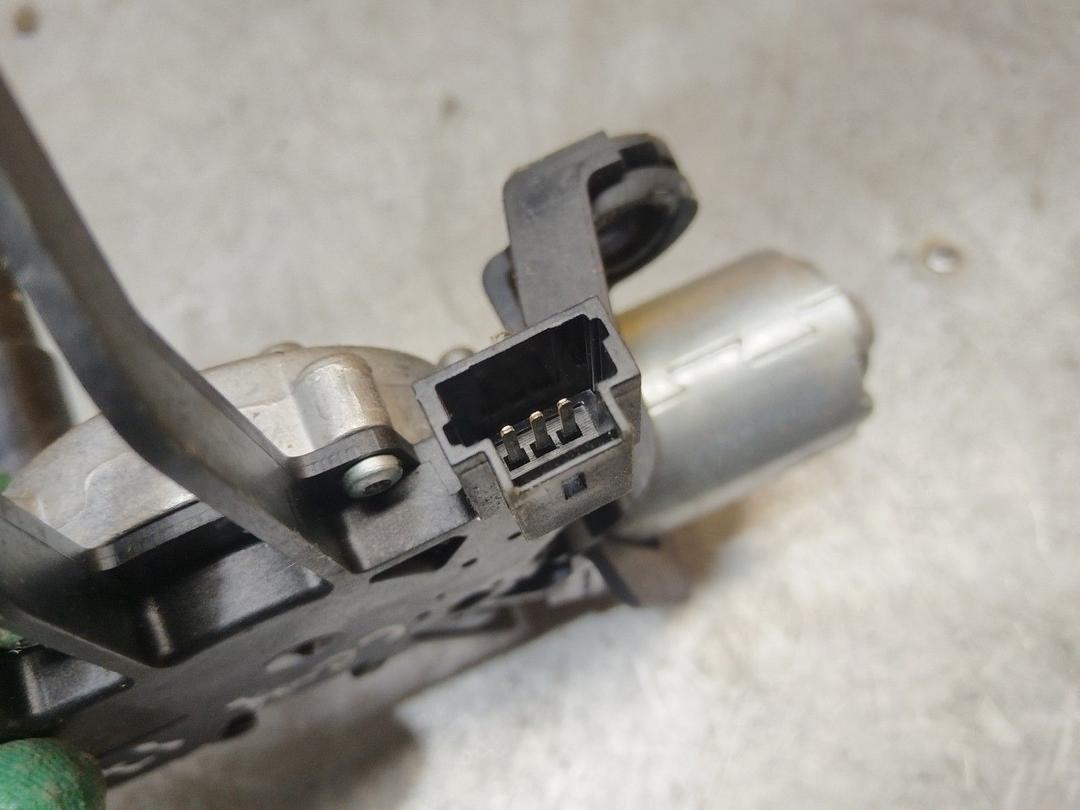 Моторчик заднего стеклоочистителя (дворника) KVHGET Citroen C4 - Фото 5