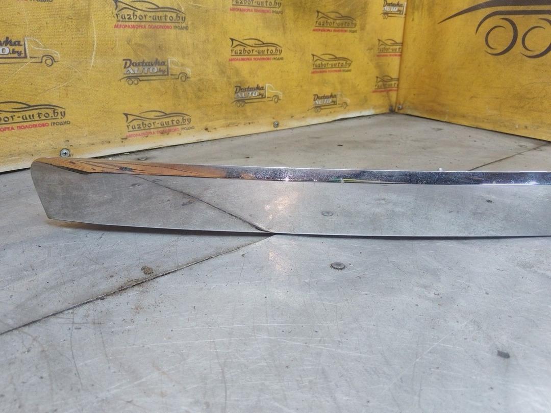 Накладка подсветки номера O3Y0J0 Kia Sorento - Фото 2