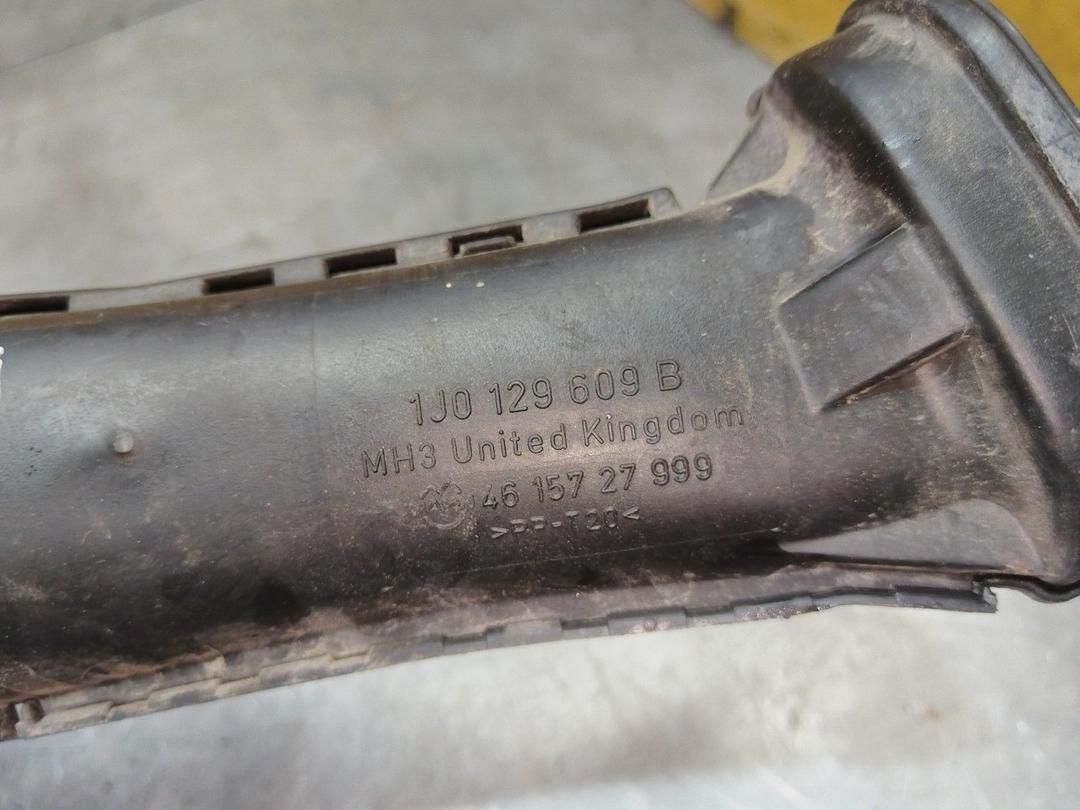 Воздуховод Z4SMI9 Volkswagen Golf купить в магазине запчастей бу