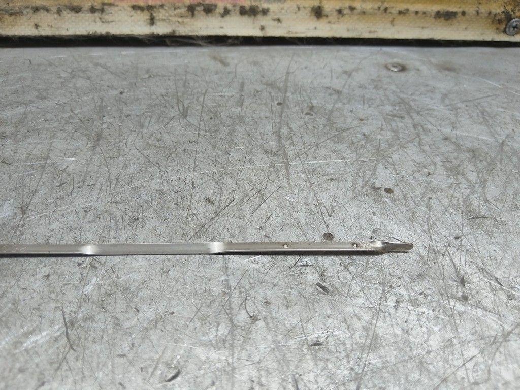 Щуп двигателя 0RQ6XS Toyota Avensis - Фото 2