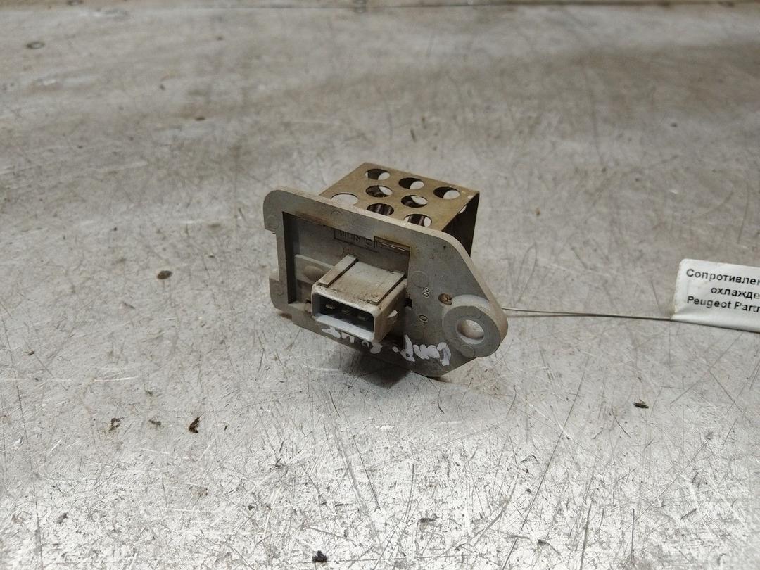 Сопротивление вентилятора охлаждения 51GE8P Peugeot Partner