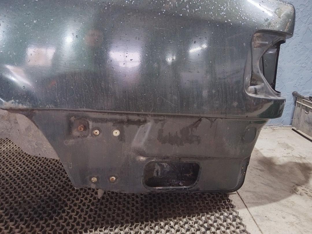 Крыло заднее левое LU0D5L Audi 100 купить