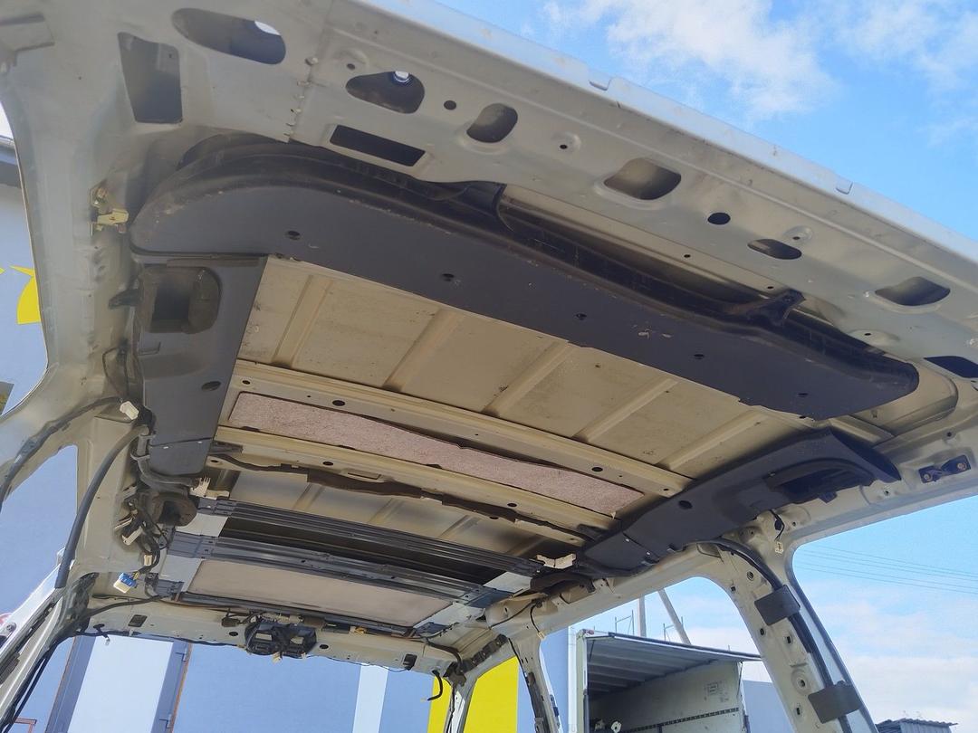 Крыша F6M2M2 Kia Carnival купить на авторазборке