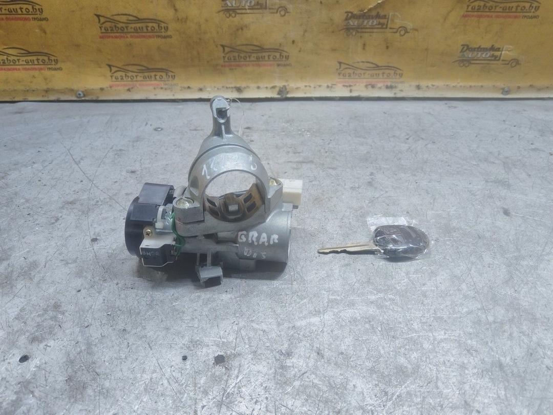 Замок зажигания 5V8091 Mitsubishi Grandis купить в магазине запчастей бу