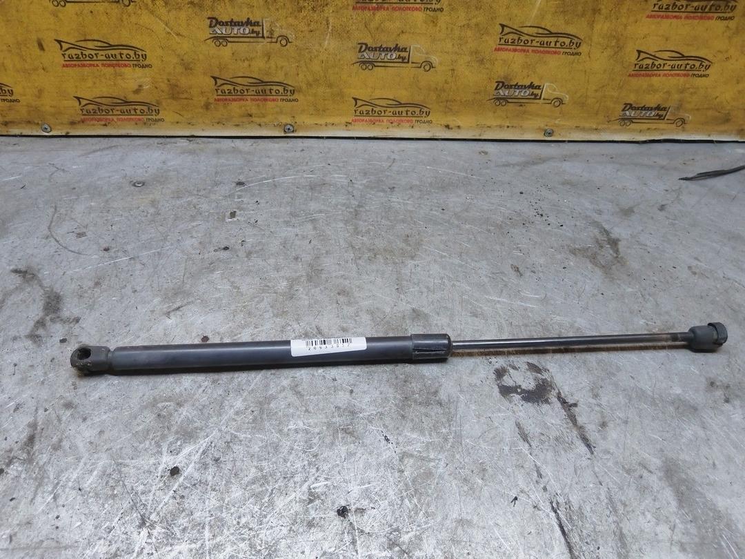 Амортизатор крышки багажника (3-5 двери) U88BWV Nissan Micra - Фото 6