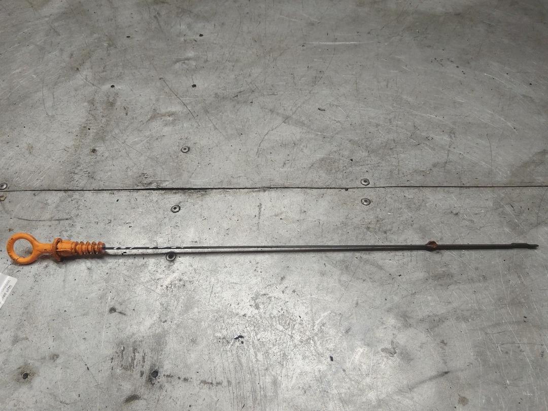 Щуп двигателя R4J4B8 Volkswagen Golf