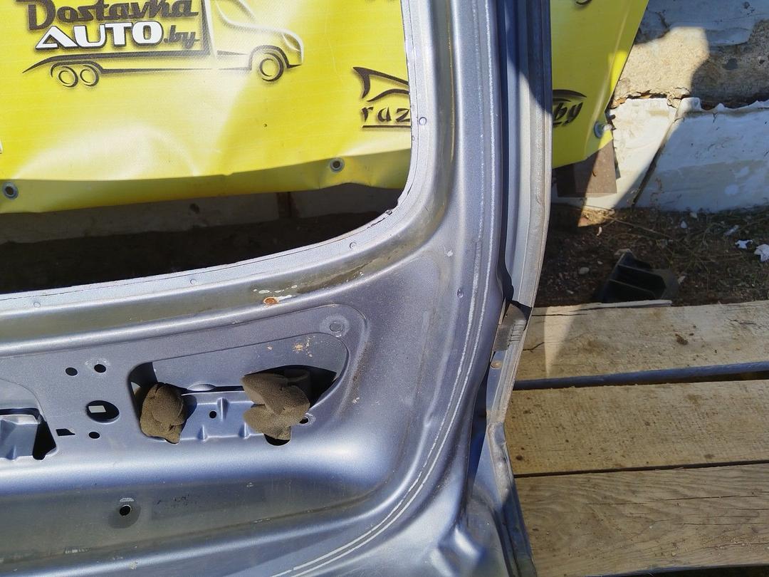 Крышка багажника (дверь 3-5) ZW9V5X Ford Sierra undefined