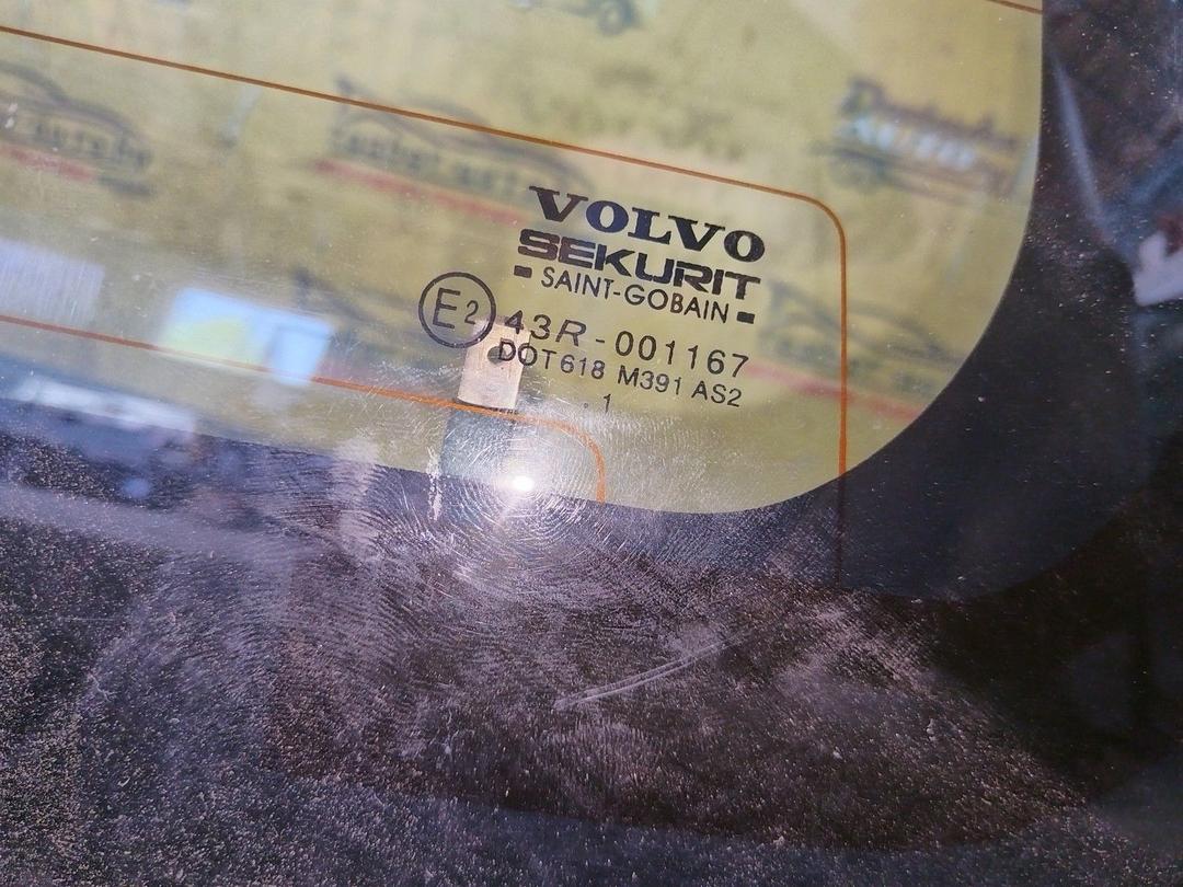 Стекло заднее 00BNC0 Volvo V40 купить