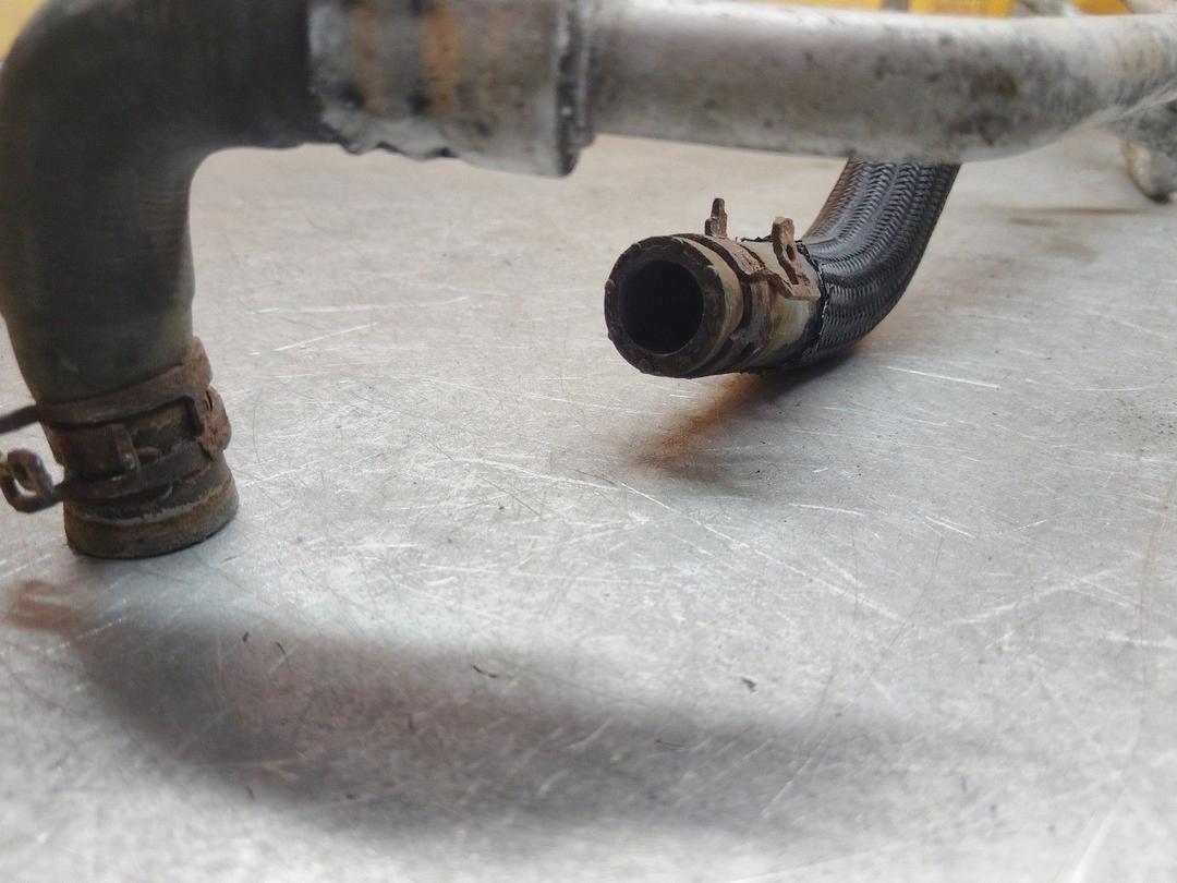 Радиатор масляный E9F7VT Ford Fusion - Фото 10