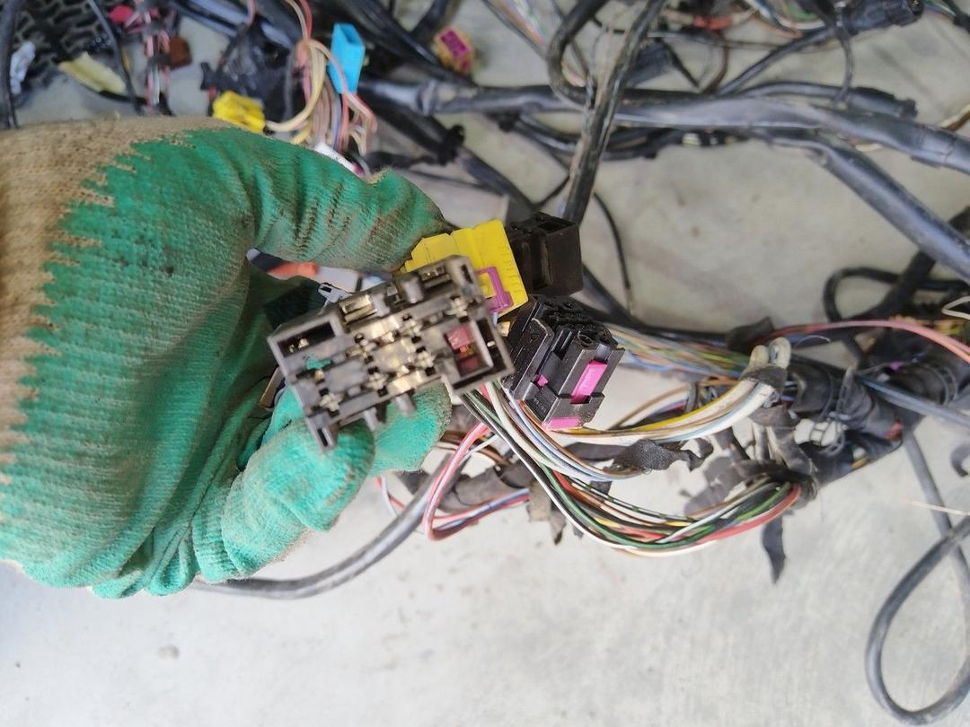 Проводка C2G3QW Audi A4 undefined