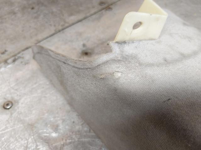 Обшивка стойки задней правой 1L3E58 BMW X5 E53 купить