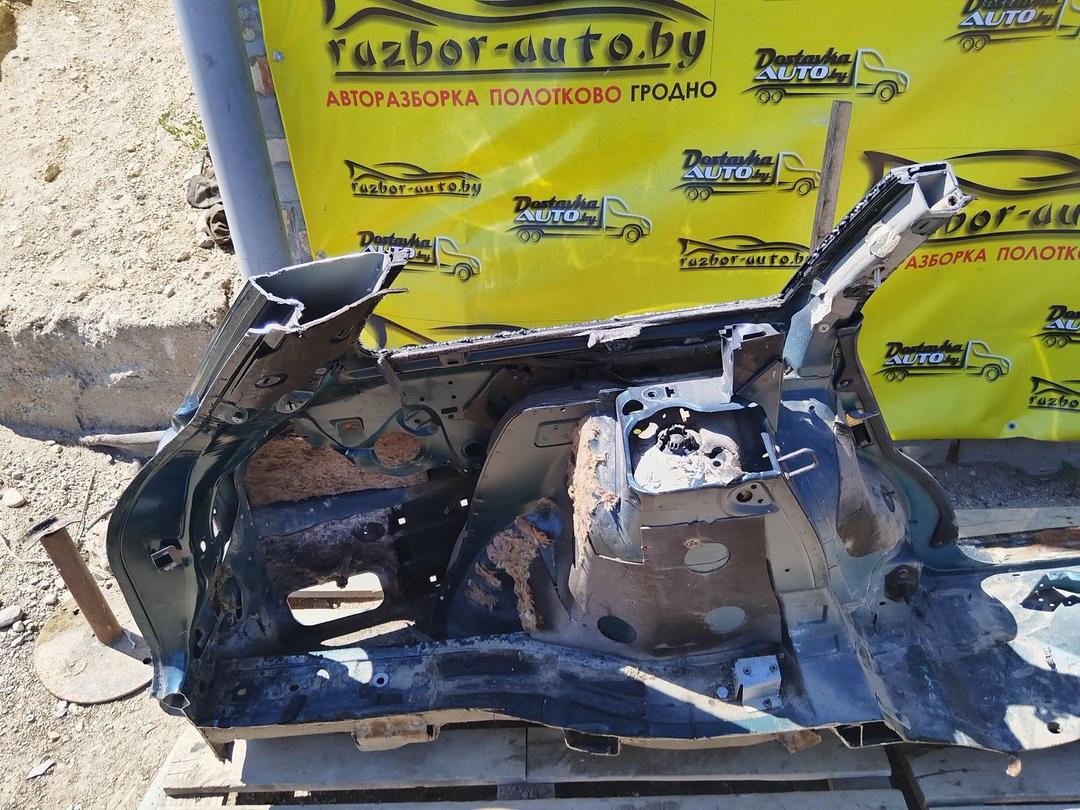 Крыло заднее левое ZJNE1G Audi A4 undefined