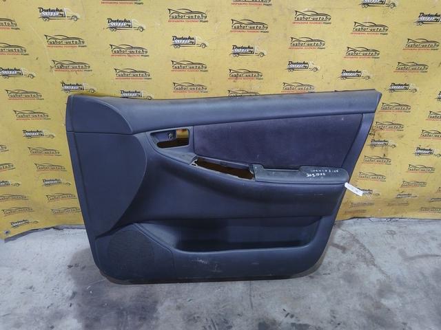 Обшивка двери передней правой (дверная карта) PS0D82 Toyota Corolla