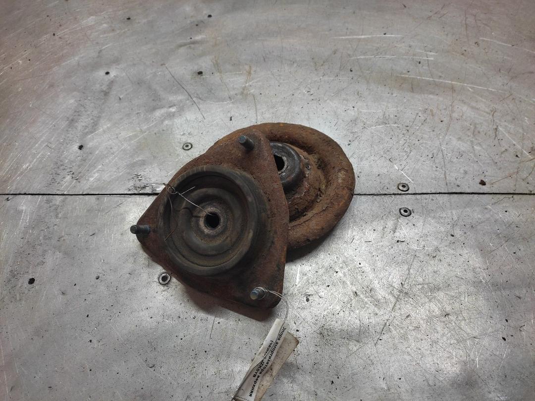 Опора амортизатора верхняя (чашка) JZK0YB купить в магазине запчастей бу