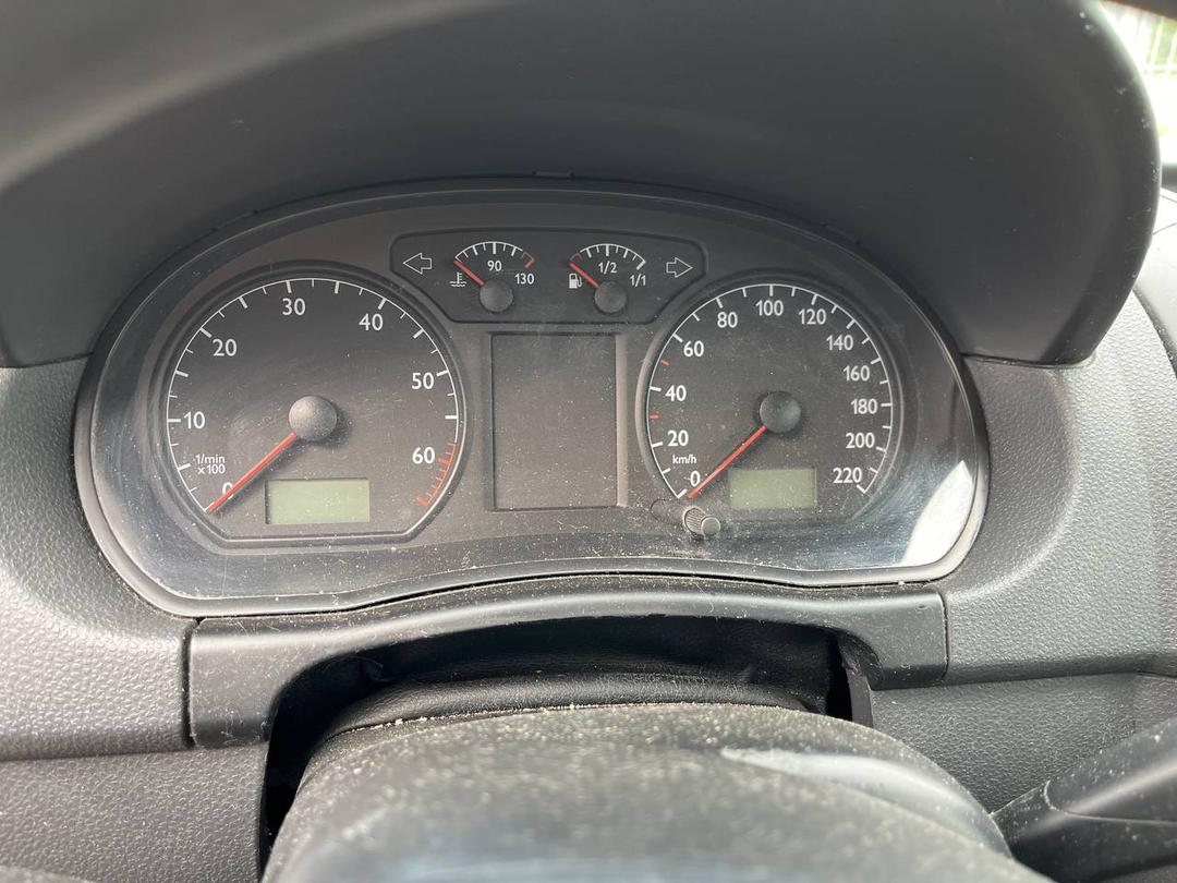 Щиток приборов (приборная панель) 5LI468 Volkswagen Polo купить