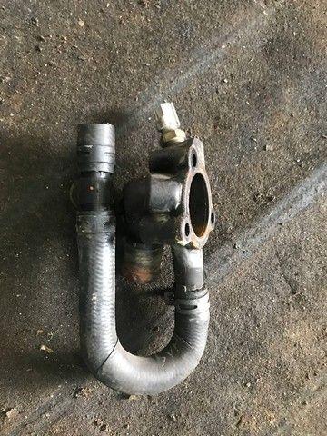 Корпус термостата HXU721 Ford Galaxy - Фото 2