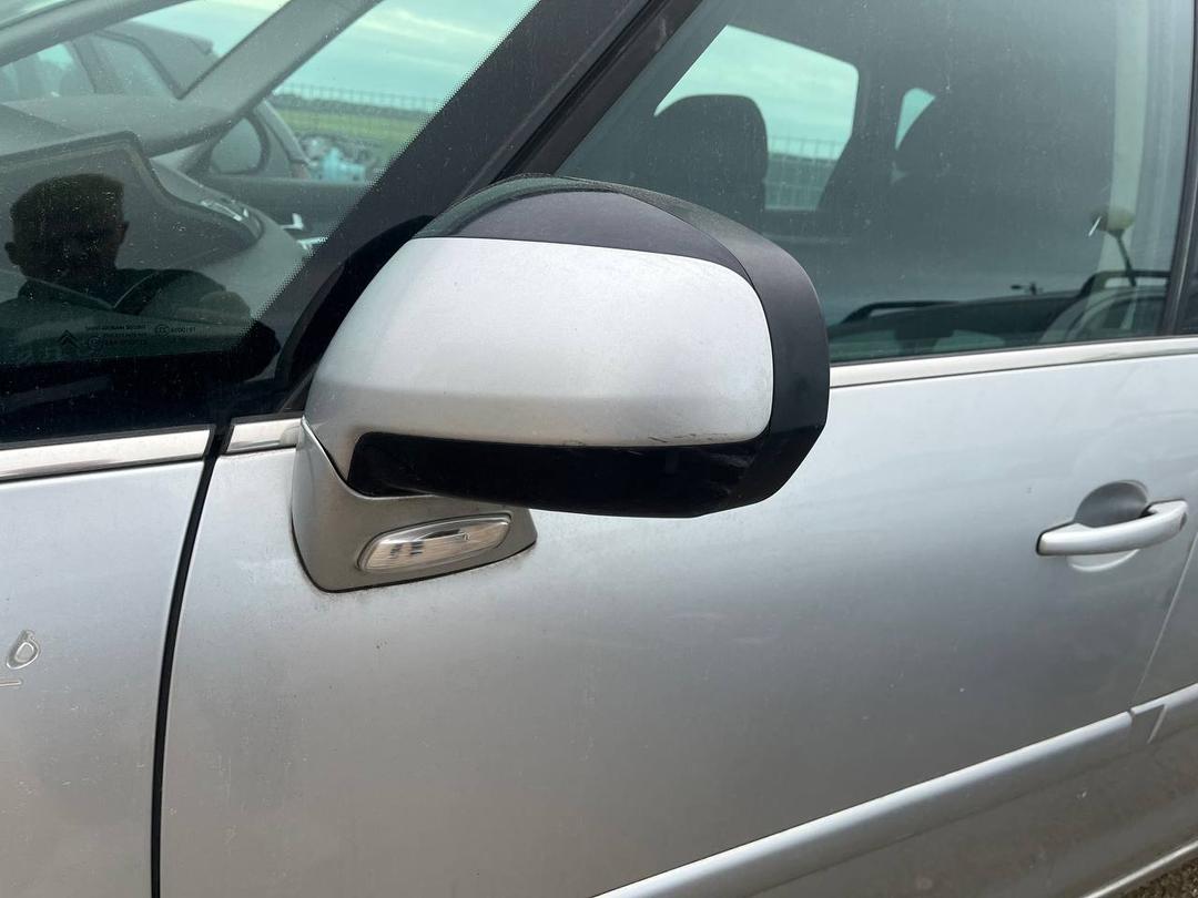Зеркало наружное левое EVDZH8 Citroen C4 Picasso