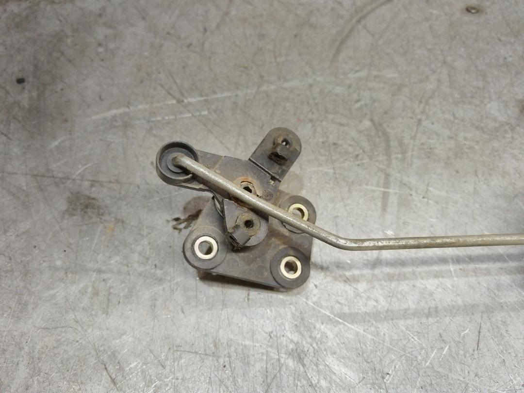 Ручка внутренняя задняя правая 714L0L Citroen Berlingo купить