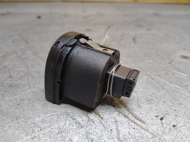 Кнопка корректора фар D720SR Alfa Romeo 147 купить