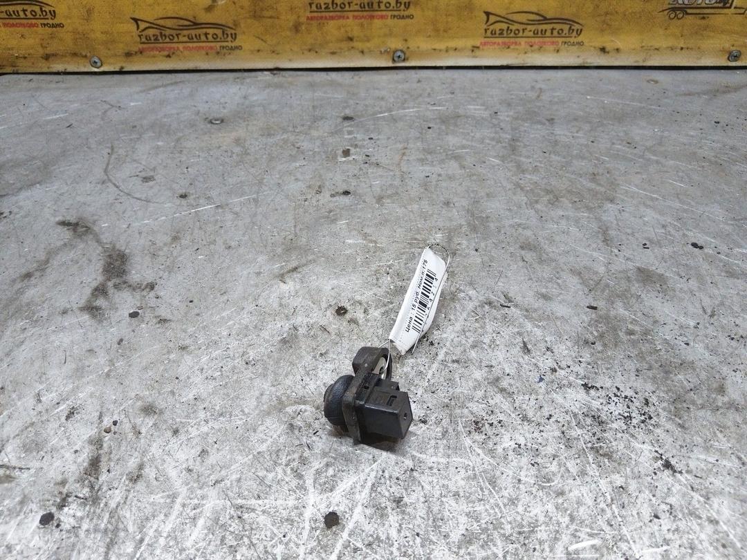 Выключатель концевой (концевик) BSXD9E Nissan Micra купить с доставкой