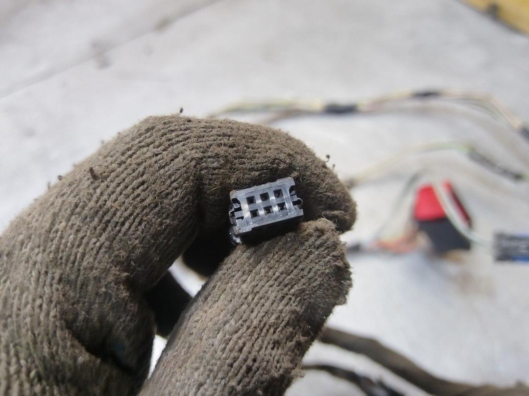 Проводка двери передней правой 822E88 Citroen C5 купить с доставкой. Огромный выбор запчастей и марок авто. У нас есть практически все.