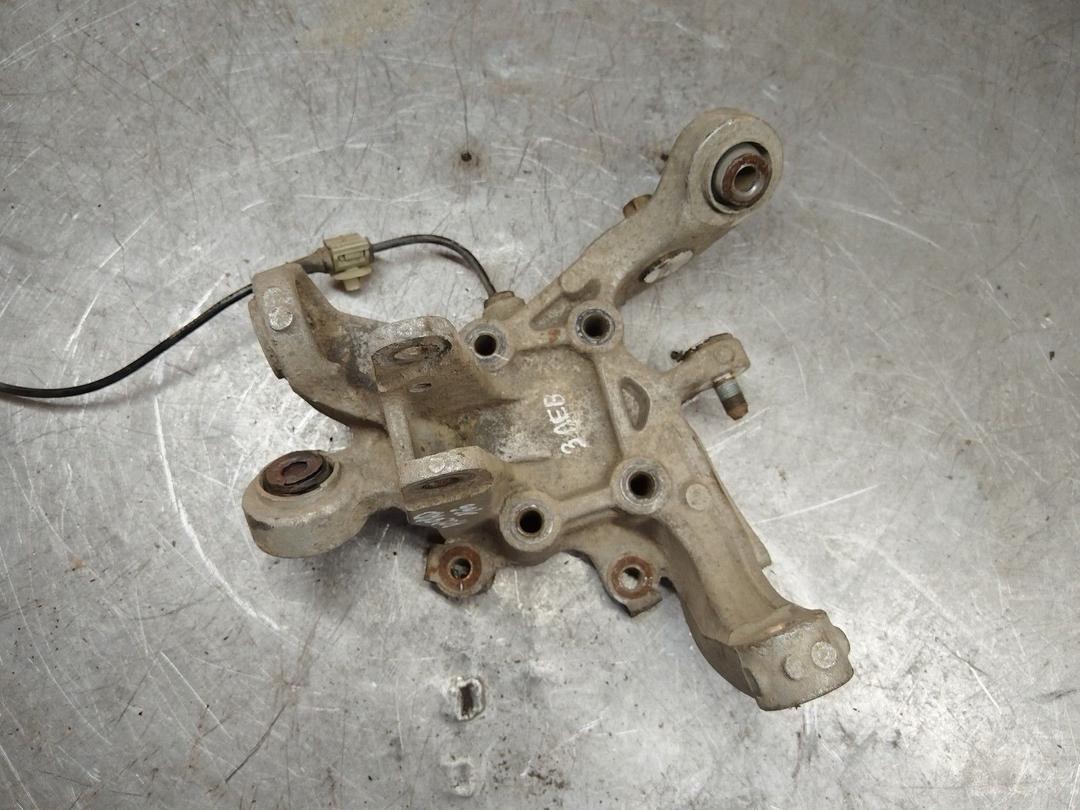 Кулак задний левый 7GAB8K Honda Accord купить с доставкой